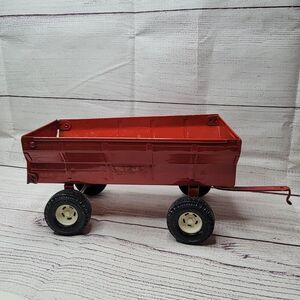 Vintage Tru-Scale Red trailer with wide tires 1/16 scale pressed steel